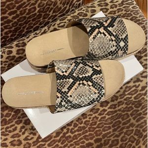 Brand new Report Snake Slides size 9